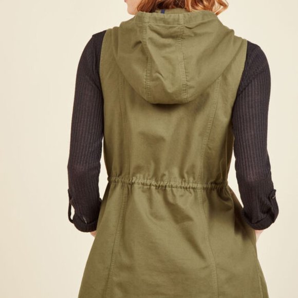Modcloth Excursion Awaits Vest - Picture 6 of 9